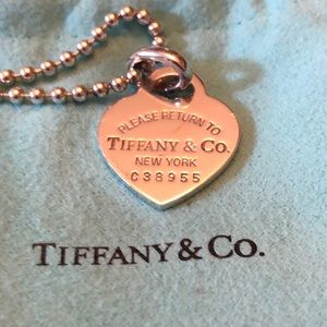 Tiffany and Co Return To Tiffany heart necklace